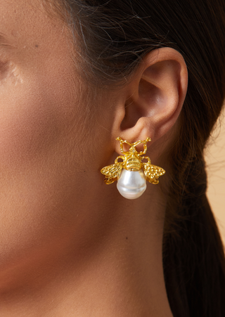 Gold-Plated Pearl Bee Stud Earring