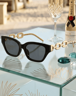 Summer Cat-Eye Black Frame & Lens Link Temple Sunglass-W