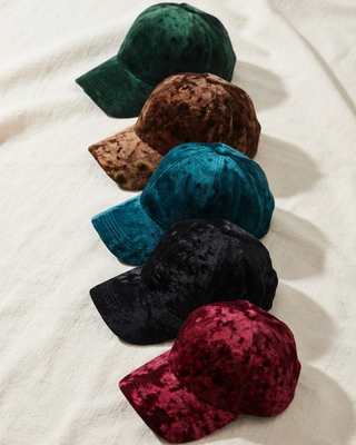 Velvet Curved Brim Caps-W
