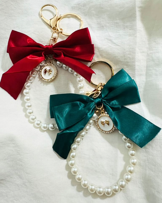 Bow Pearl Wristlet Keychain/Bag charm Lanyard Set of 2-W