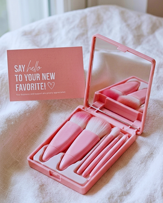 Pre-order Mini Travel Makeup Brush Kits with Mirror-W