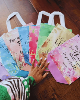 Faith Bible Scripture Floral Gift Bags-W