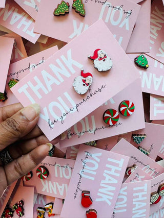 Assorted Christmas themed wooden studs-W