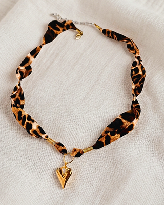 Fall Retro Leopard Print Necklace & Heart Pendant - W