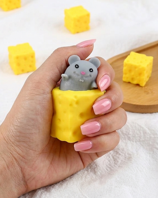 Pre-Order Viral Mouse Popup Cheese Cubes-W