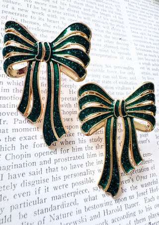 Green Ribbon Stud Sparkly Earrings-W
