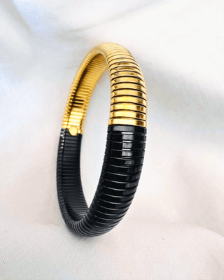 18K Gold & Black Ribbed Stackable Stretchy Bracelet-W