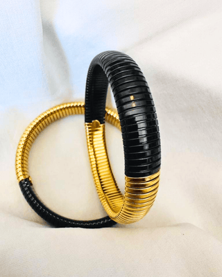 18K Gold & Black Ribbed Stackable Stretchy Bracelet-W