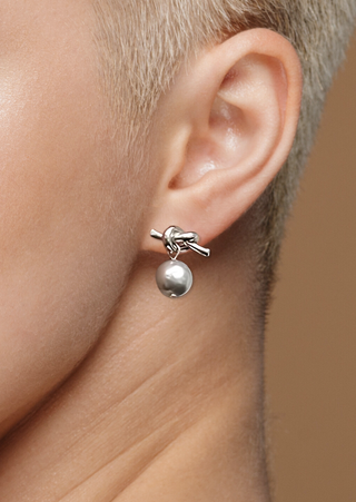 Silver Knot Pearl Drop Stud Earring-W