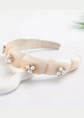 Pearl Blossom Headband (Beige color)