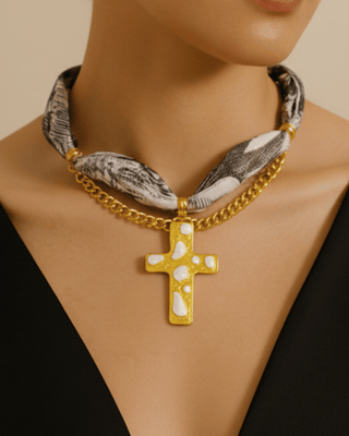 Faith Scarf Chain & Gold Enamle Cross Necklace White & Grey-W