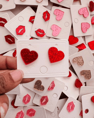 Valentine's Heart & Kiss Glitter Acrylic Studs-W