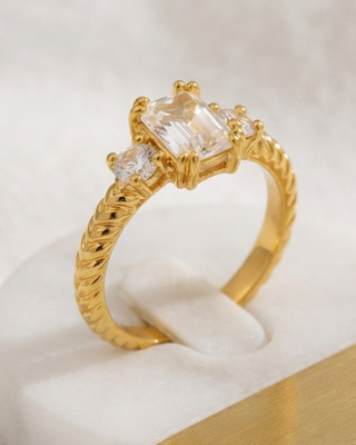 18K Gold Twisted Band Big Zircon Statement Ring Set of 2-W
